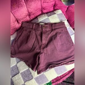 Universal thread maroon shorts size 12/31